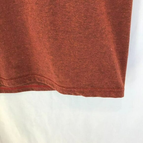 Quiksilver Men's Short Sleeve Pullover Crew Neck Tee Size Small in Cranberry Red - Picture 3 of 6